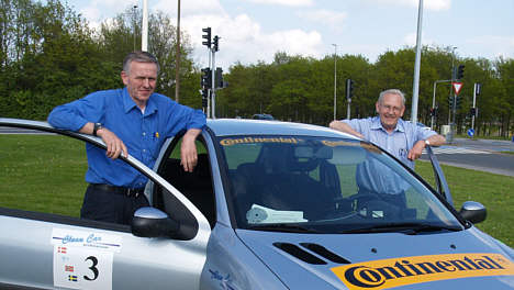 Det fynske makkerpar Hans Christian Strib og Kaj Ole Jensby er blandt Danmarks bedste kørere i disciplinen Eco Rally, men også almindelige fynske bilister vil kunne lære af dem ved Motor Klubben Centrums Suzuki Eco Rally kursus.
